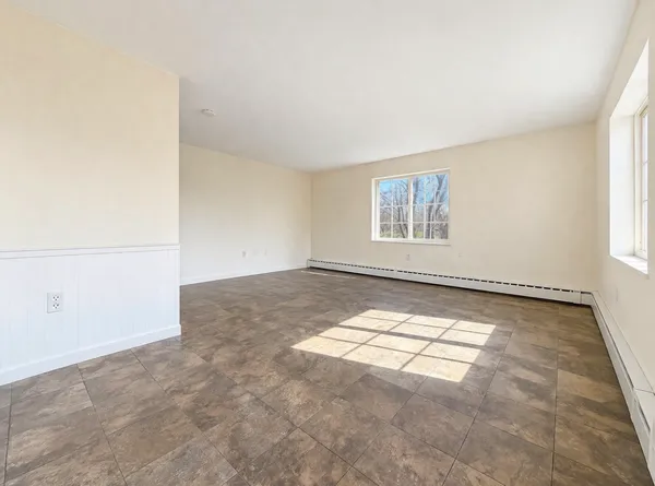 $950 | 7 Tompkins, Unit C11, Binghamton, NY 13903