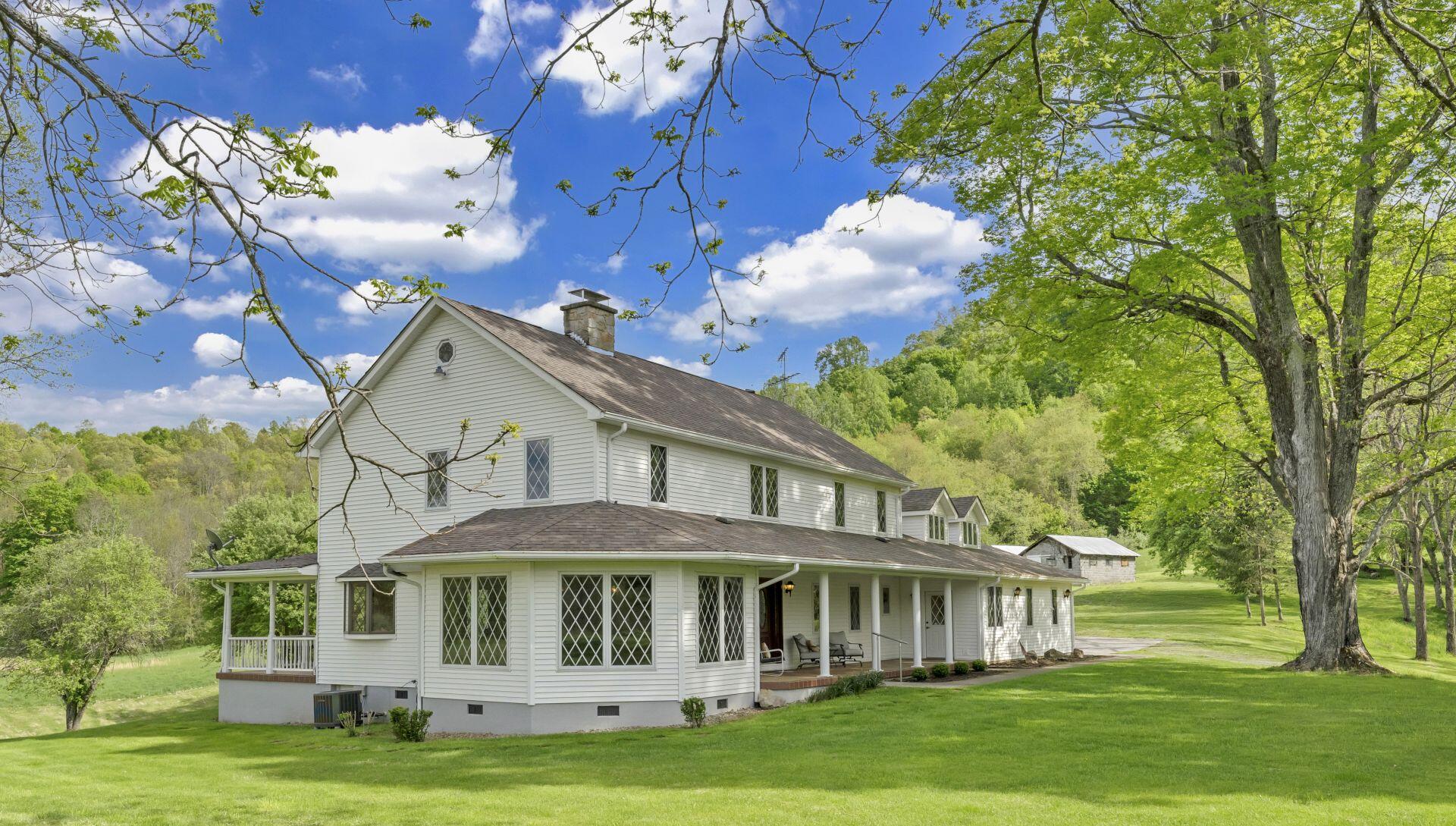 6008 Raders Valley Road Williamsburg, WV 24991 - Photo 4 of 66 Gallery Image 4
