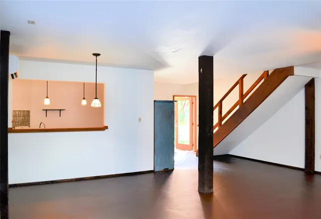 $795 | 1472 Lakeside Drive, Huntsville, TX 77320