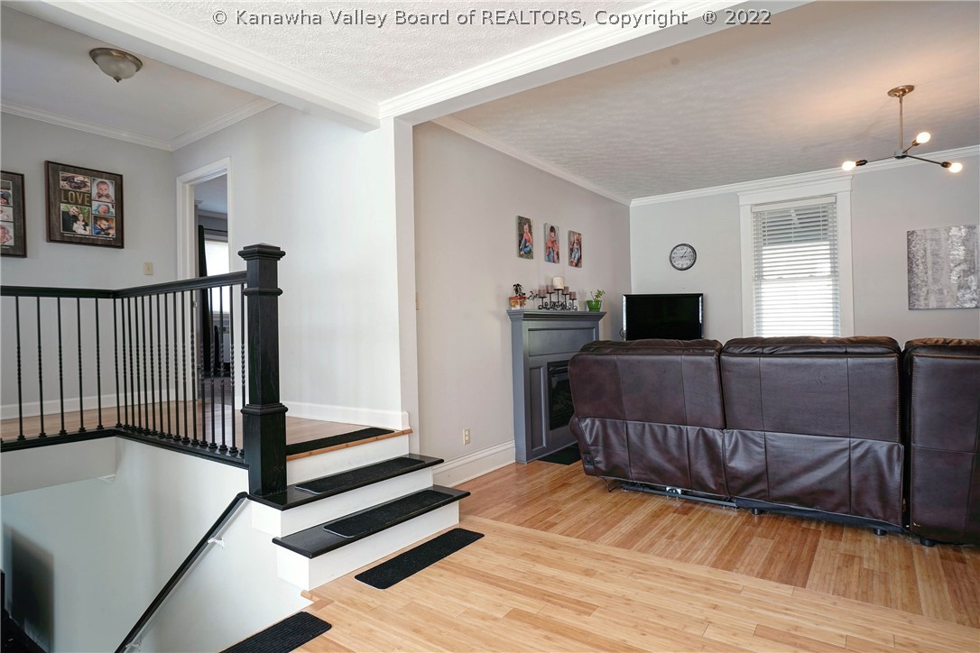 1102 Oakmont Road Charleston, WV 25314 - Photo 25 of 37 Gallery Image 25