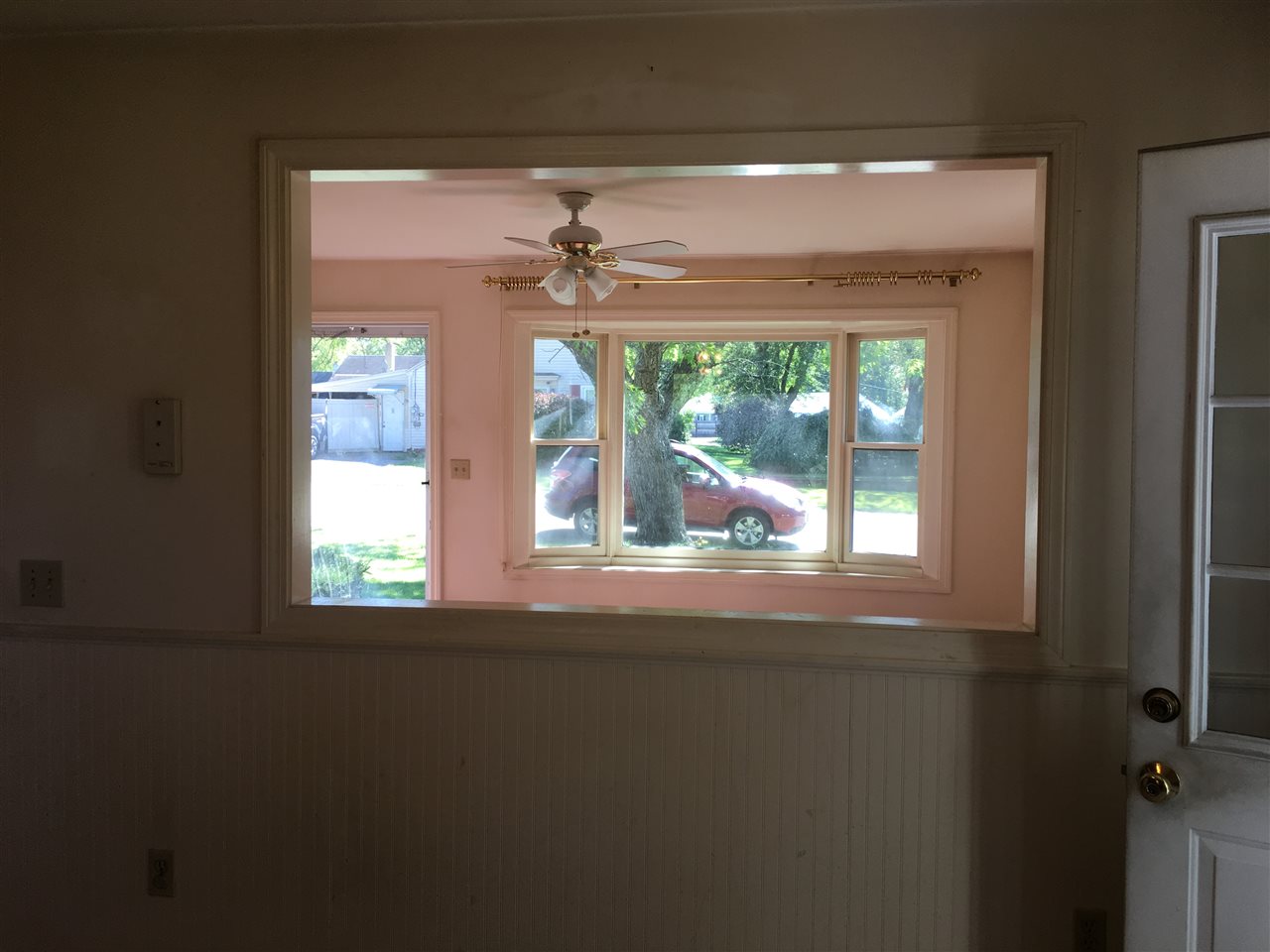 136 Melrose Street Manchester, NH 03109 - Photo 17 of 21