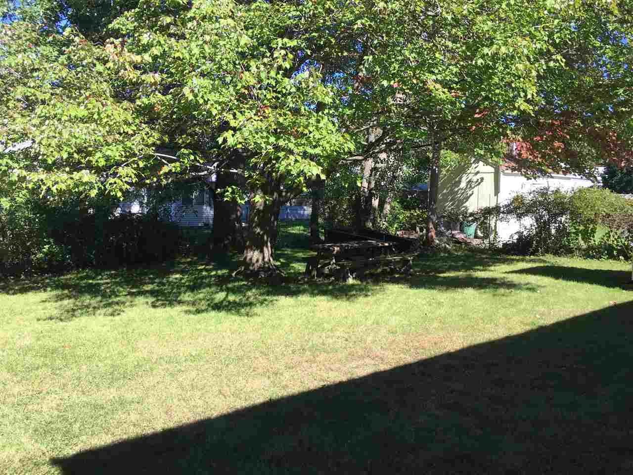 136 Melrose Street Manchester, NH 03109 - Photo 19 of 21