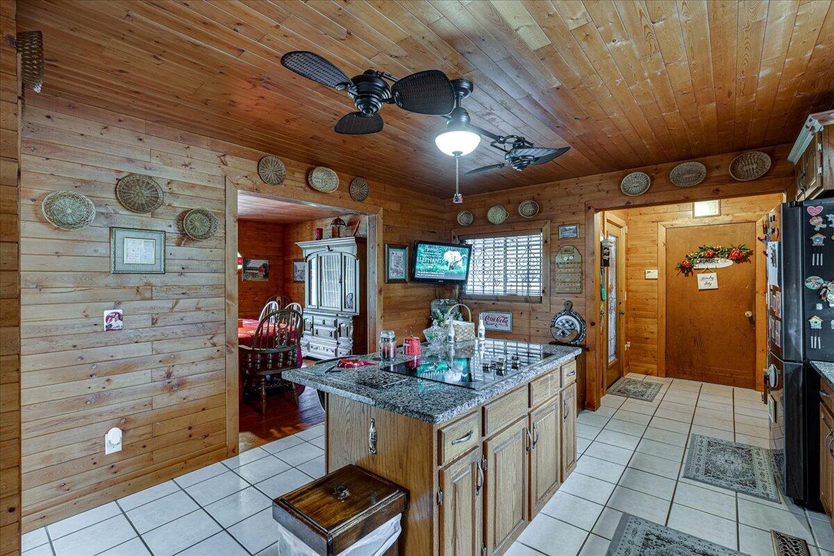 1873 Correll Ridge Road Decatur, TN 37322 - Photo 13 of 40 12-1873 S Ridge Line Rd-12