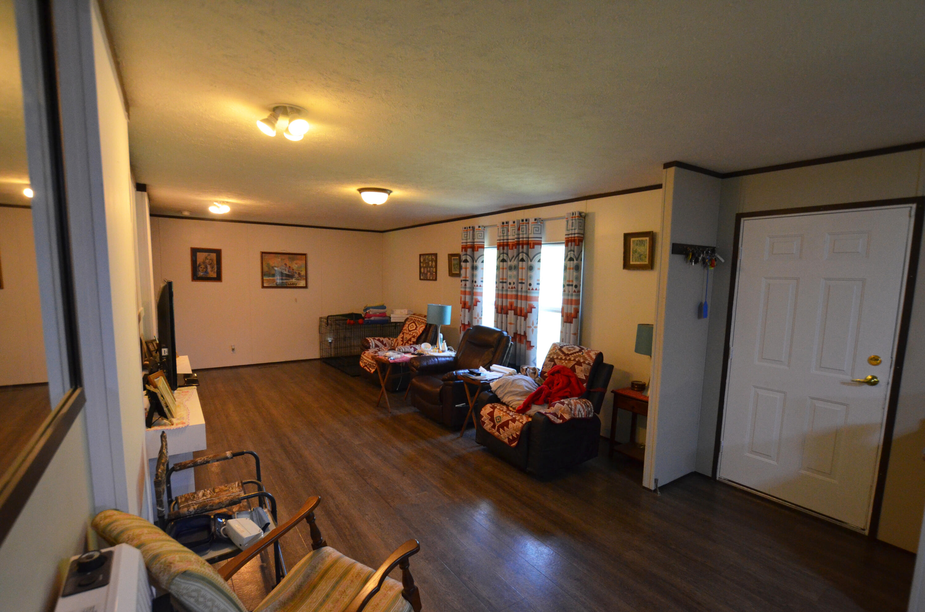 3425 Fitchburg Road Ravenna, KY 40472 - Photo 17 of 76 Living Room!