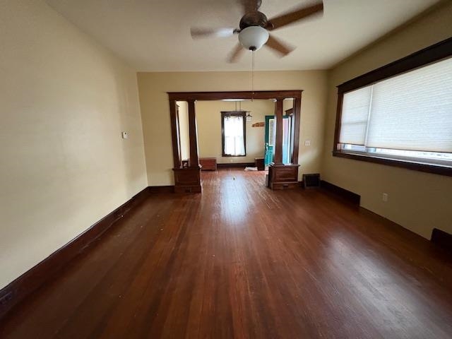 610 South Michigan Street Prairie du Chien, WI 53821 - Photo 12 of 36