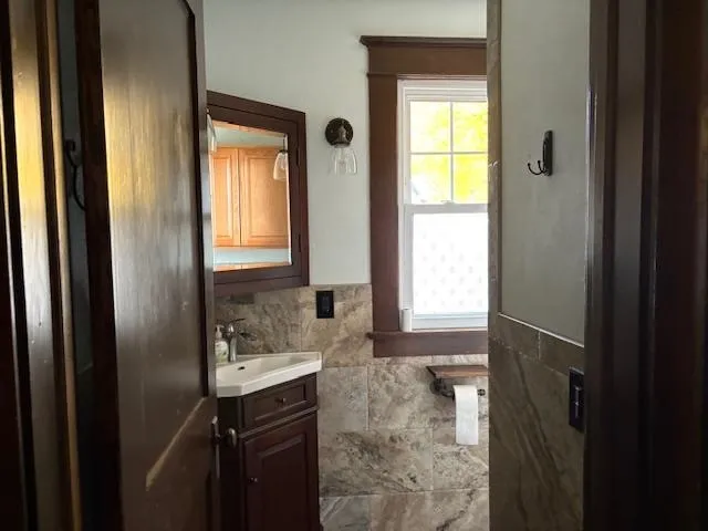 $274,900 | 610 South Michigan Street, Prairie du Chien, WI 53821