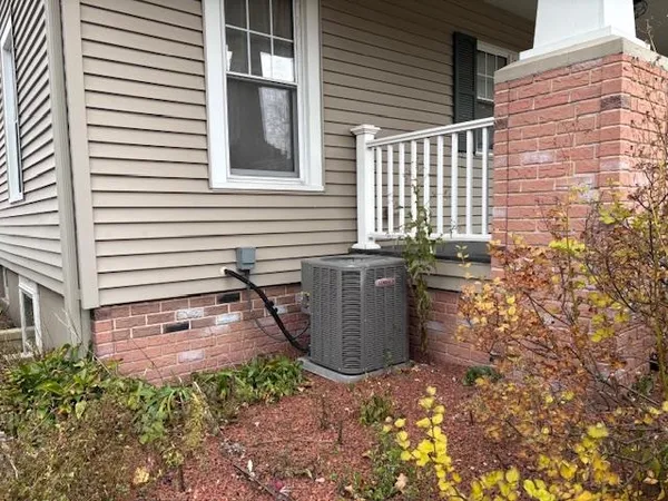 $274,900 | 610 South Michigan Street, Prairie du Chien, WI 53821