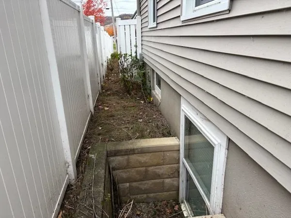 $274,900 | 610 South Michigan Street, Prairie du Chien, WI 53821