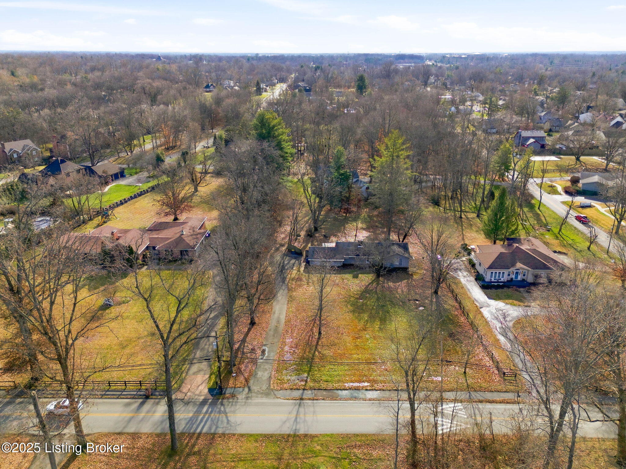 11108 Beech Road Louisville, KY 40223 - Photo 7 of 41 11108 Beech Rd-4