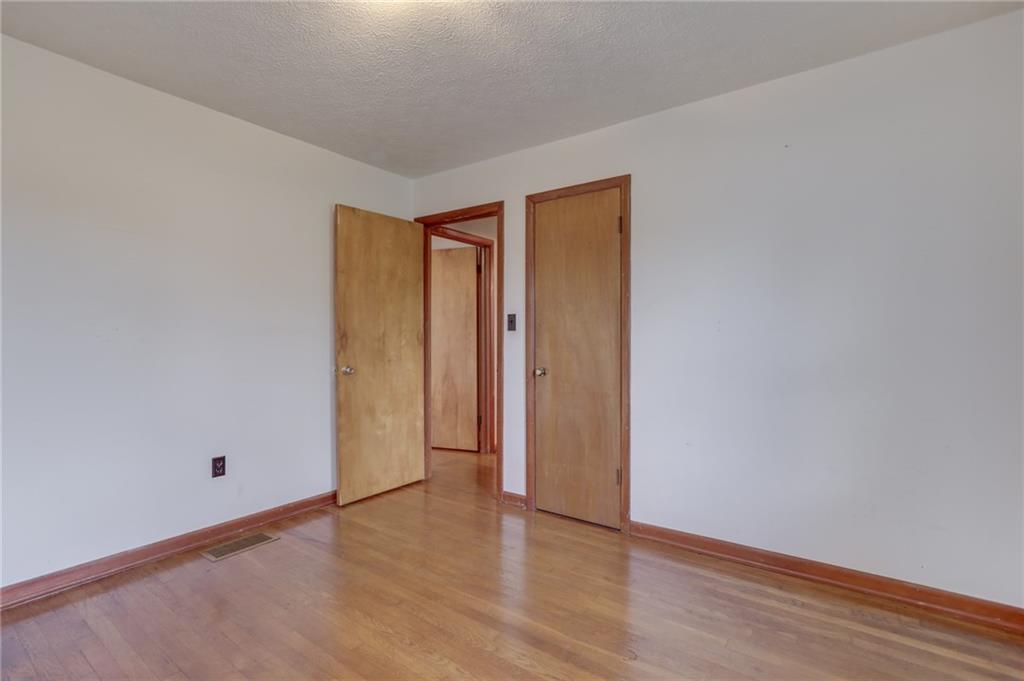 267 West County Line Road Greenwood, IN 46142 - Photo 15 of 21 Gallery Image 15