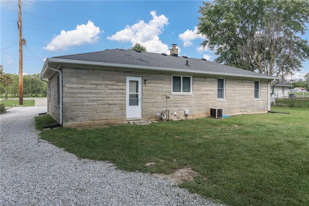 267 West County Line Road Greenwood, IN 46142 - Photo 19 of 21 Gallery Image 19
