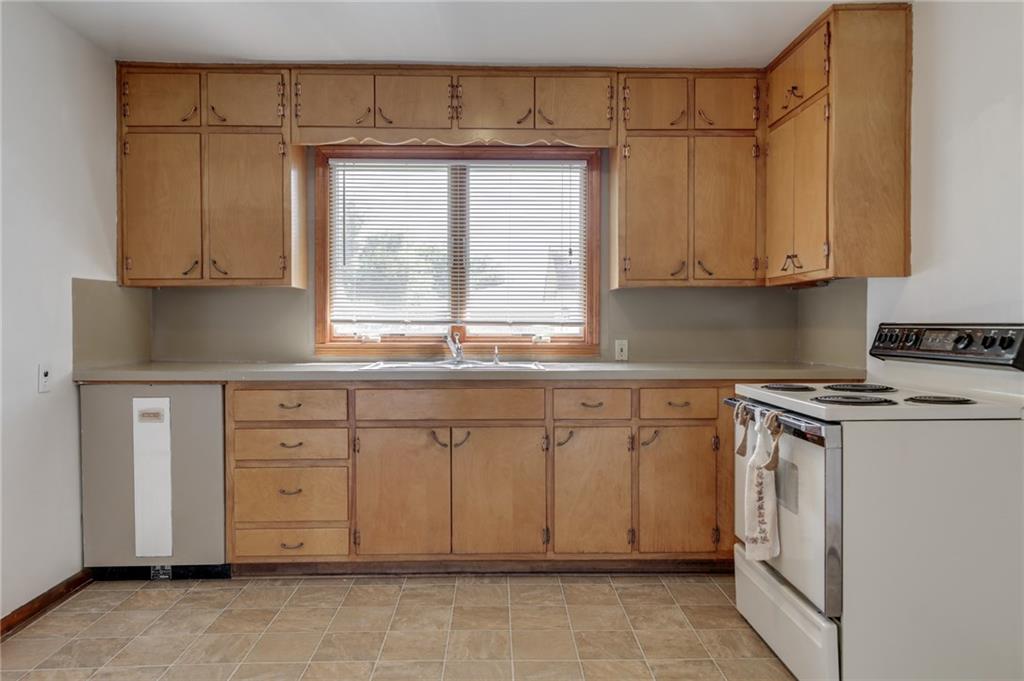 267 West County Line Road Greenwood, IN 46142 - Photo 7 of 21 Gallery Image 7