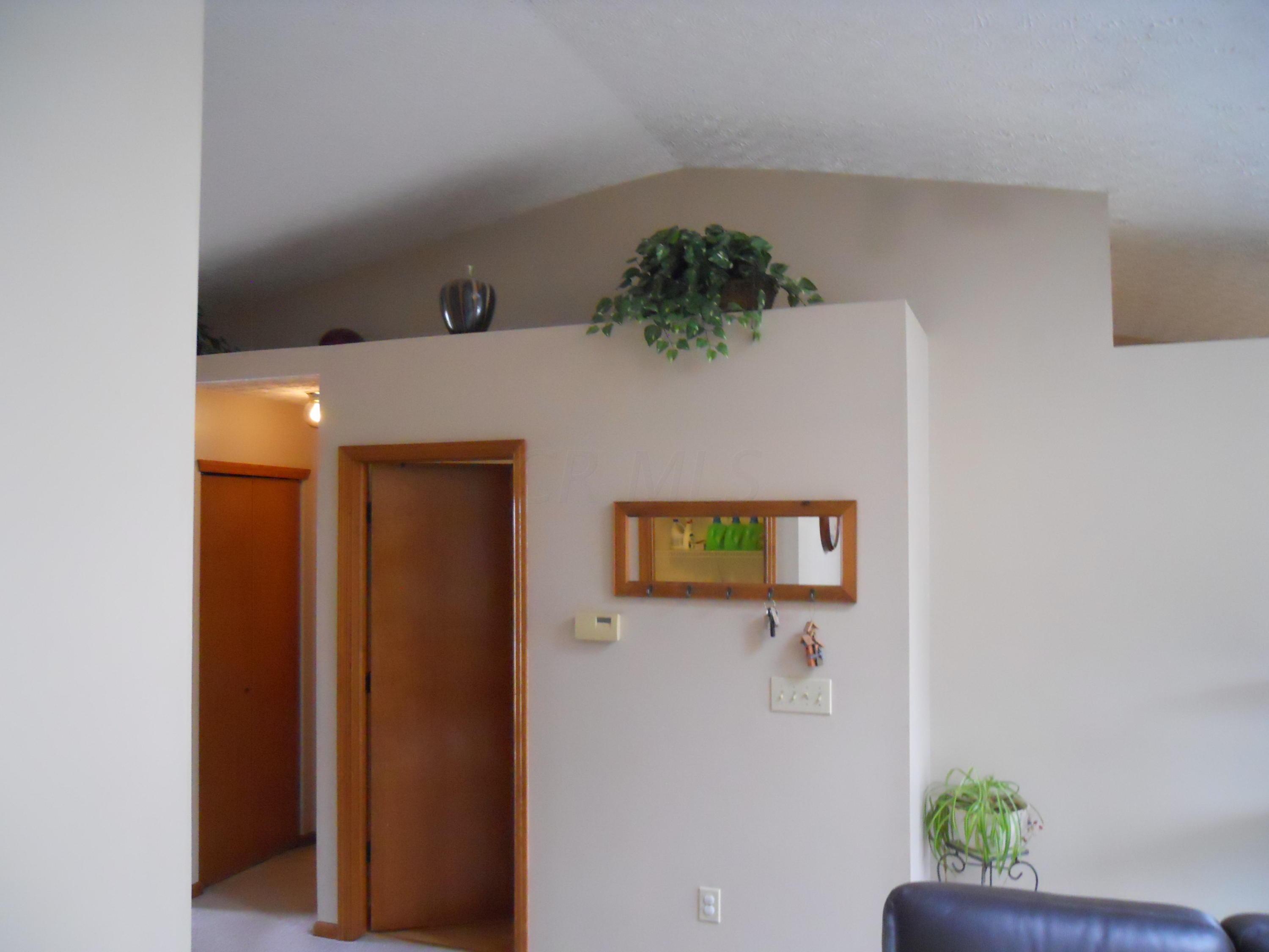 842 Riggsby Road Galloway, OH 43119 - Photo 10 of 20 Gallery Image 10