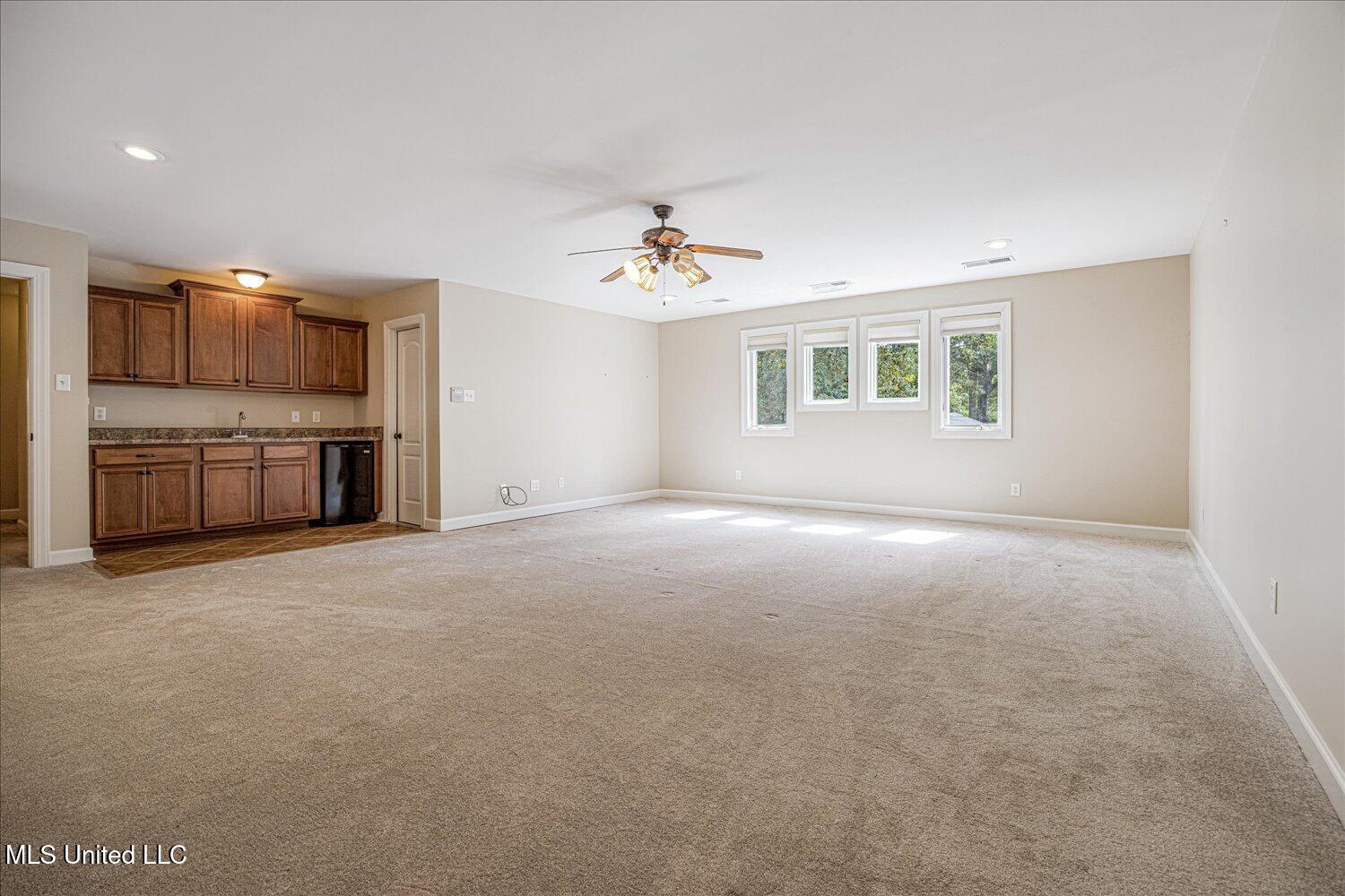 7189 Bethel Road Olive Branch, MS 38654 - Photo 32 of 44 Game Room