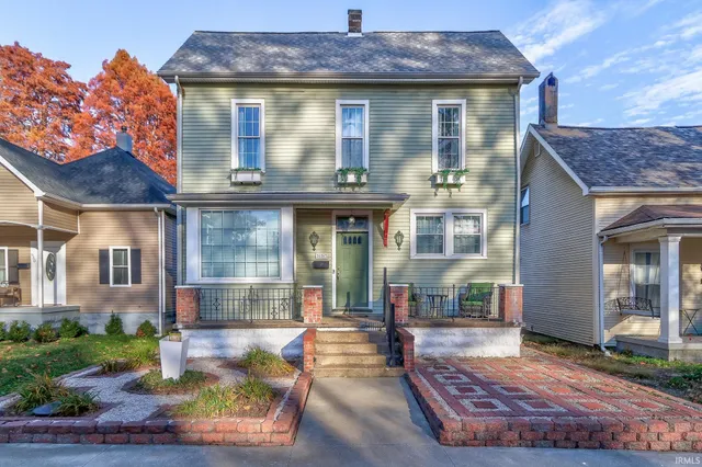 $179,900 | 626 Mulberry Street, Mount Vernon, IN 47620
