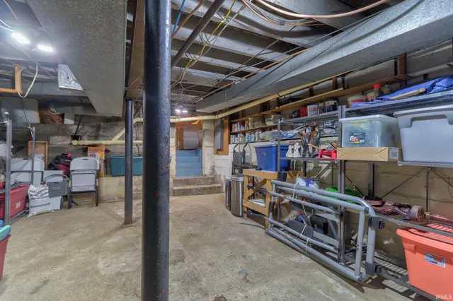 $179,900 | 626 Mulberry Street, Mount Vernon, IN 47620