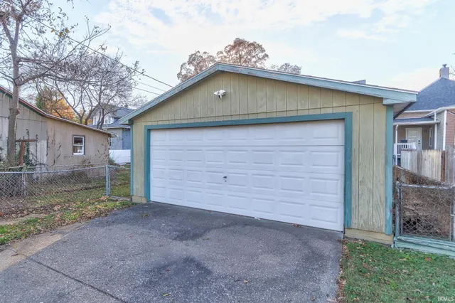 $179,900 | 626 Mulberry Street, Mount Vernon, IN 47620