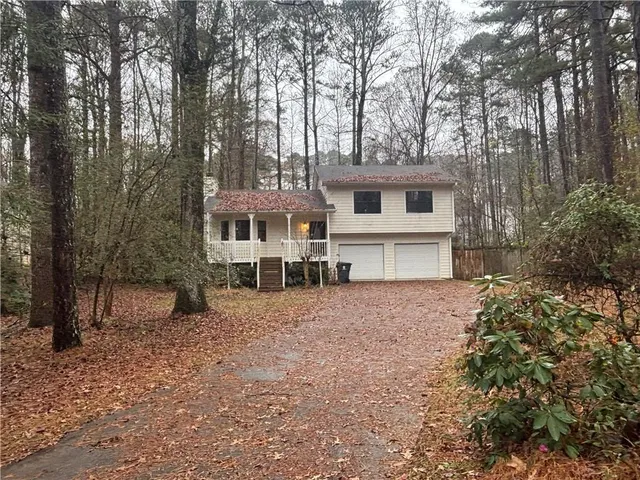 $1,499 | 66 Bakers Bridge Circle, Douglasville, GA 30134