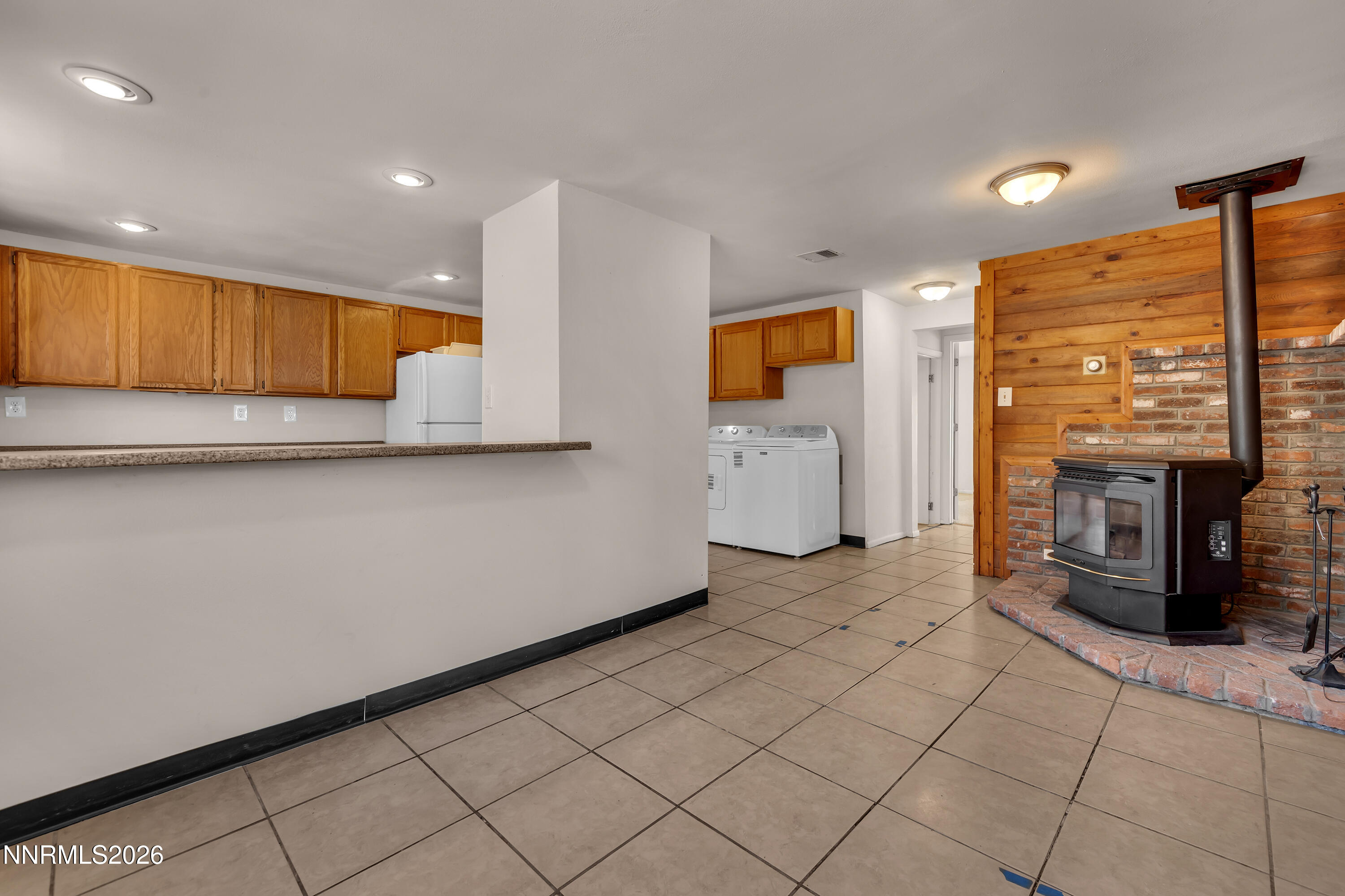 15470 Kivett Lane Reno, NV 89521 - Photo 11 of 39 Kivett15470-008