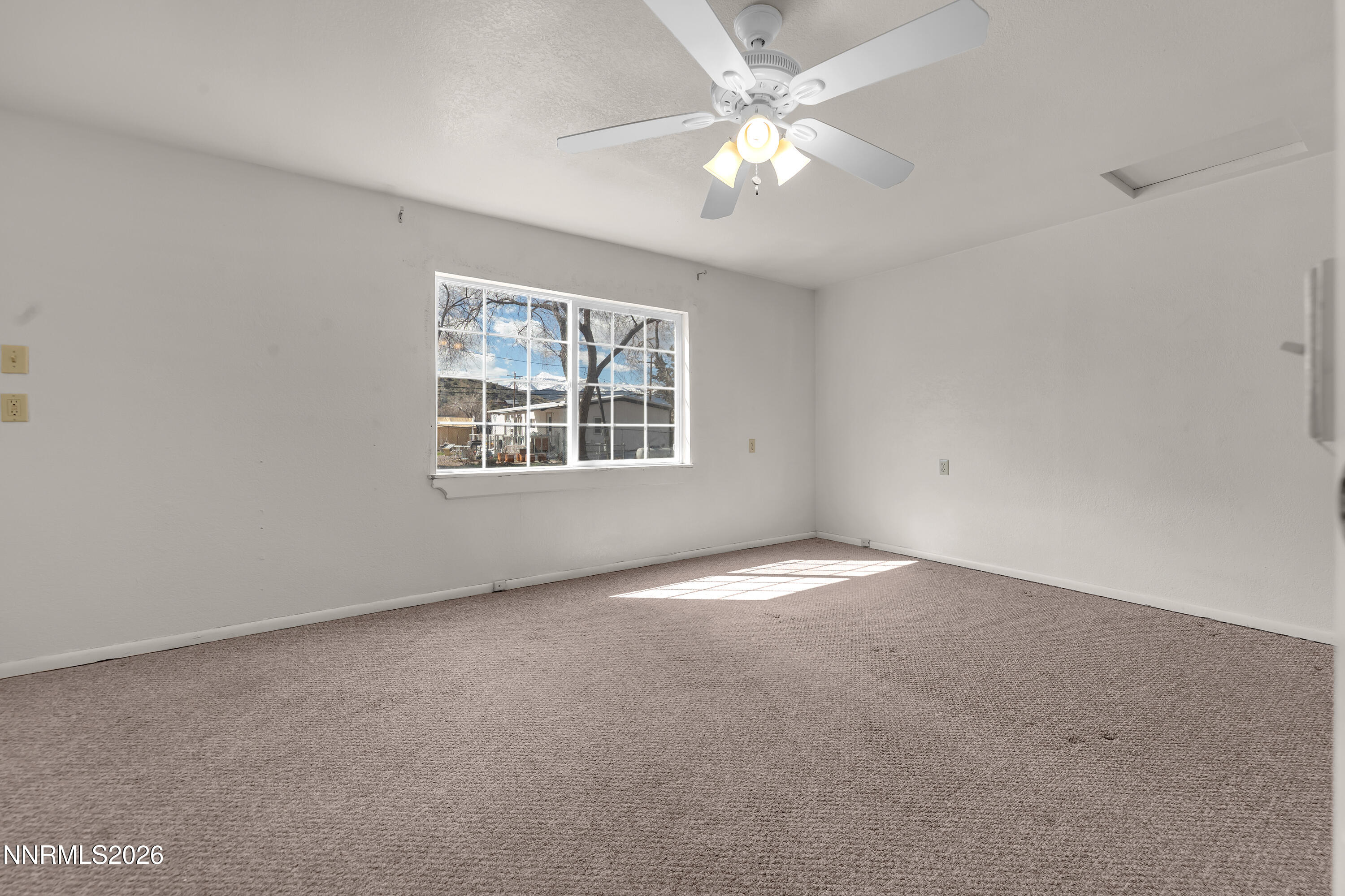 15470 Kivett Lane Reno, NV 89521 - Photo 21 of 39 Kivett15470-018