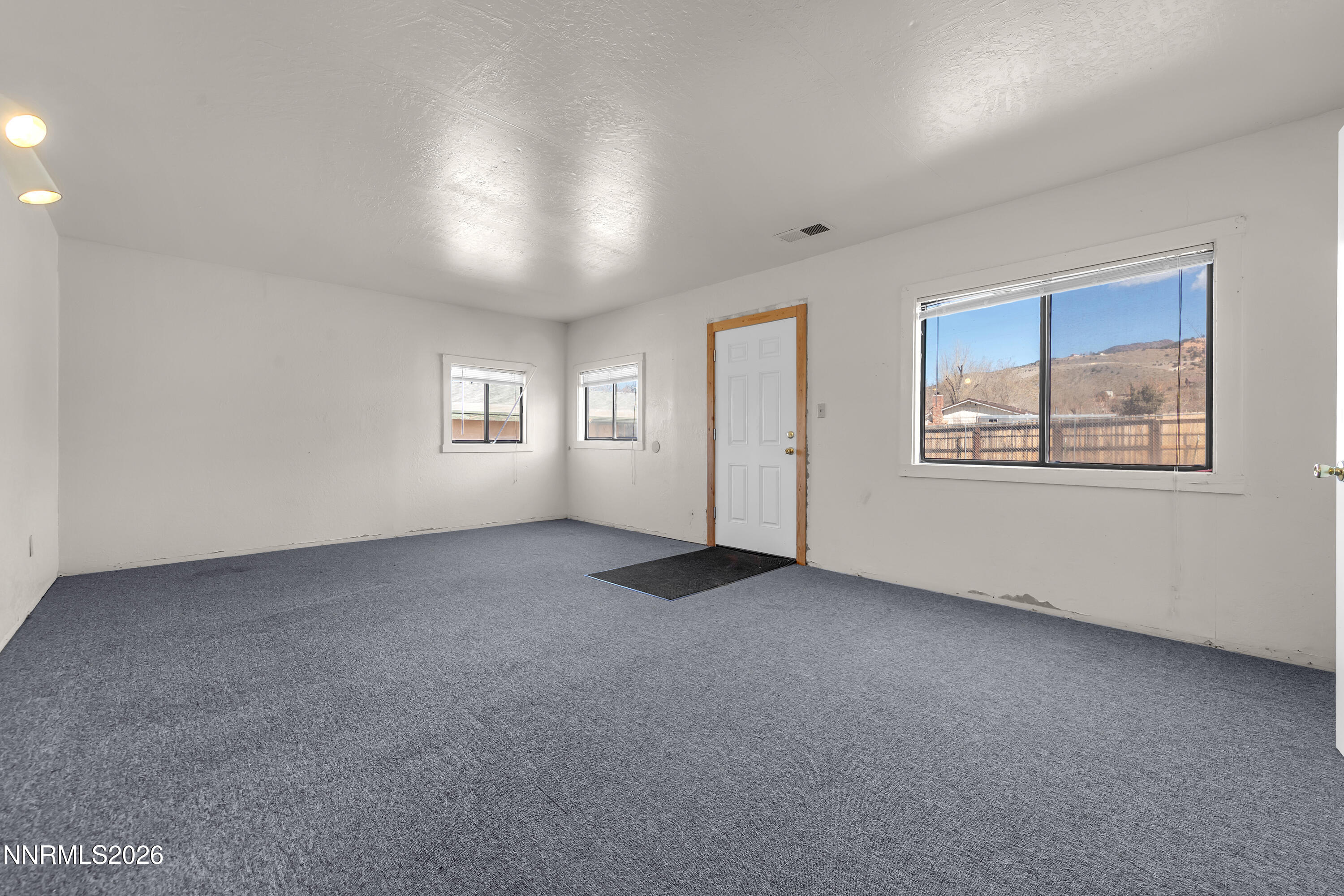 15470 Kivett Lane Reno, NV 89521 - Photo 27 of 39 Kivett15470-024