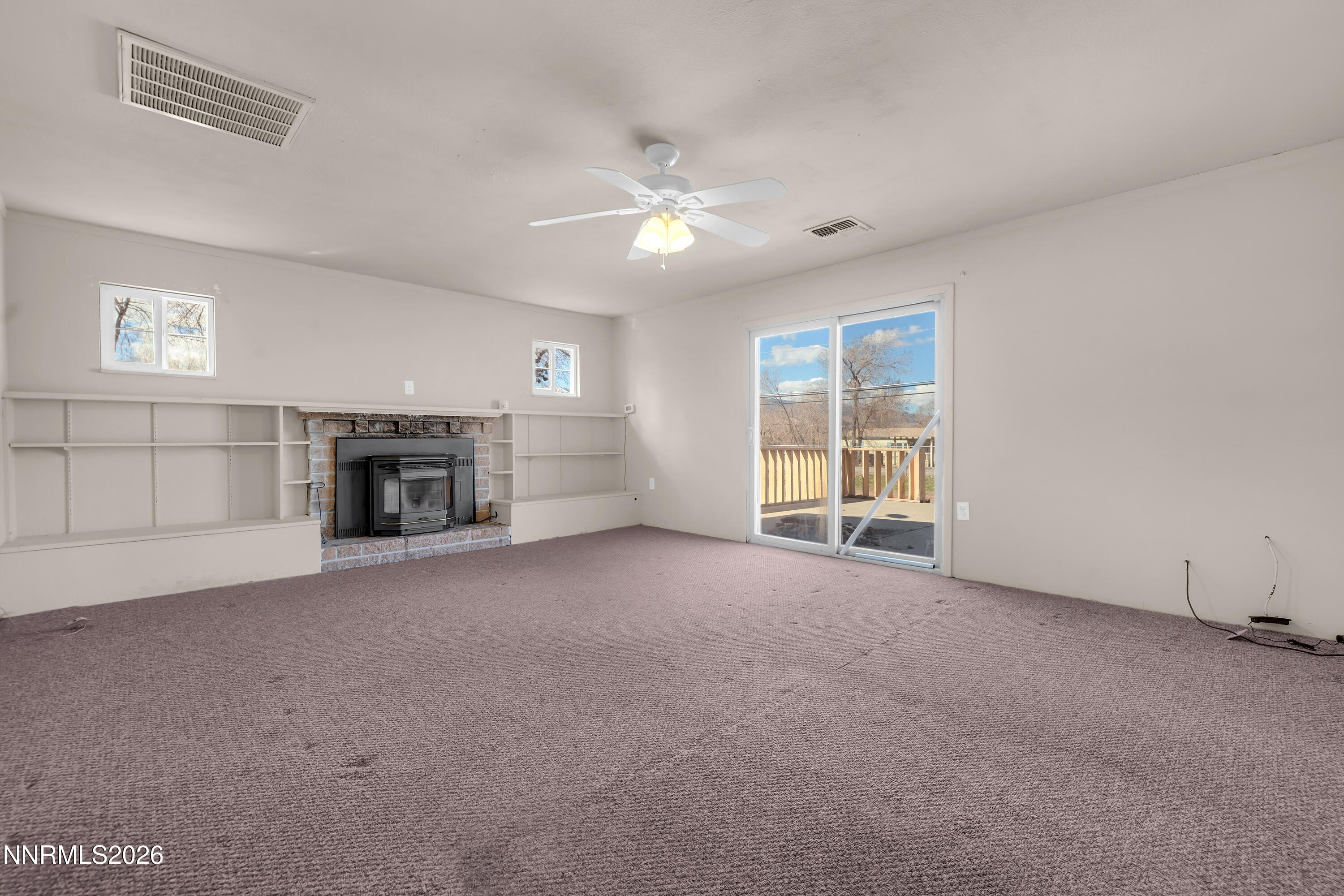 15470 Kivett Lane Reno, NV 89521 - Photo 9 of 39 Kivett15470-006