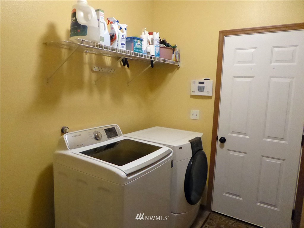 21341 Michigan Hill Road Southwest Rochester, WA 98579 - Photo 19 of 25 Gallery Image 19