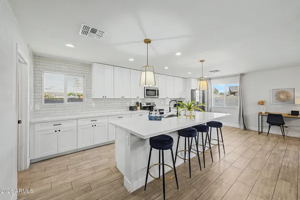 $599,000 | 1882 East Loma Vista Drive, Tempe, AZ 85282