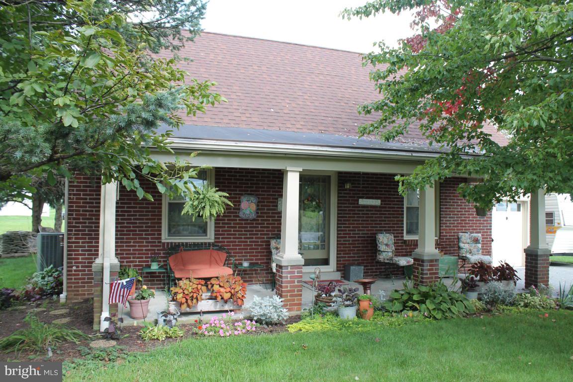 1575 South Colebrook Road Manheim, PA 17545 - Photo 1 of 19