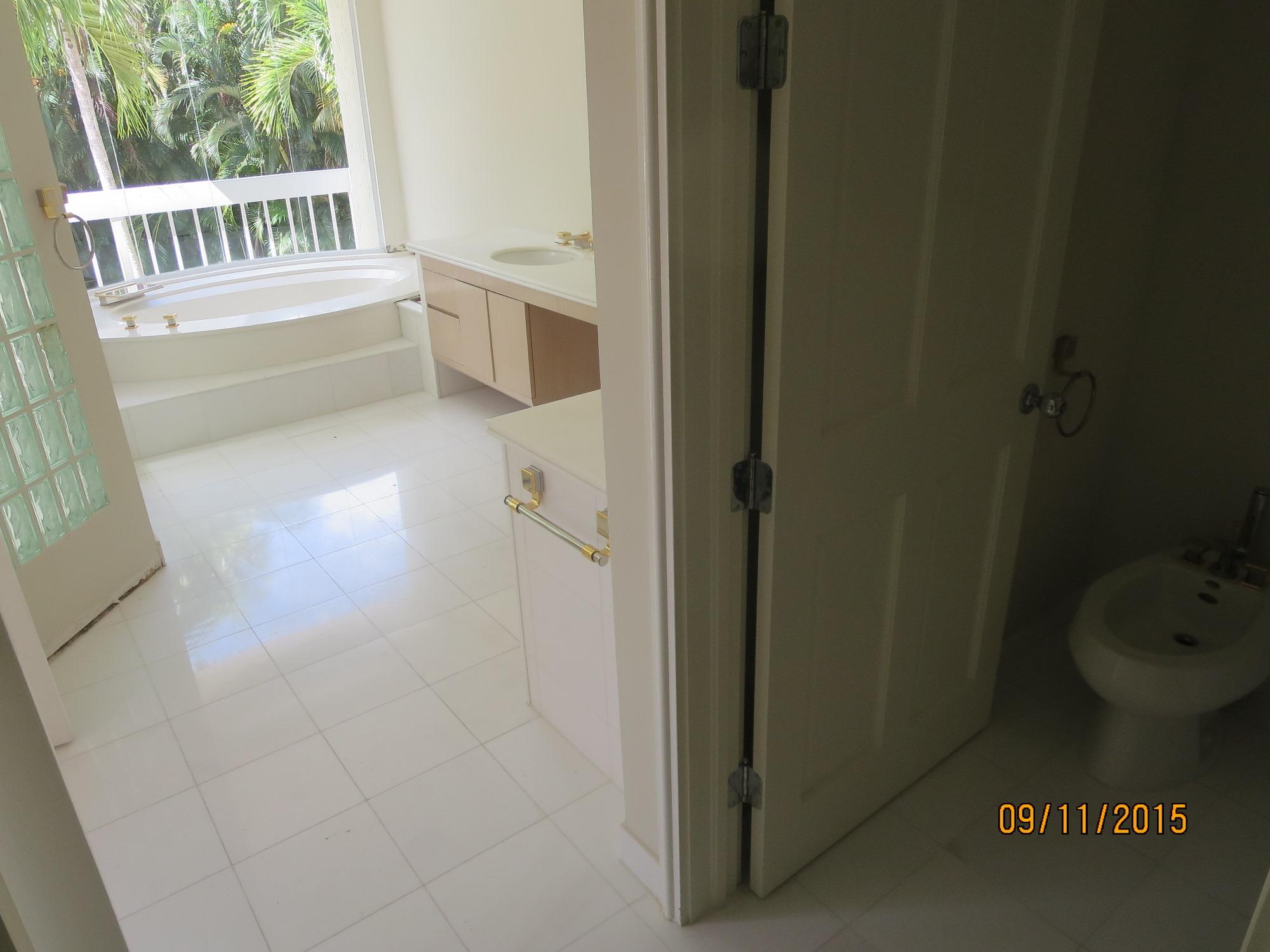 3320 St Charles Circle Boca Raton, FL 33434 - Photo 13 of 32 022