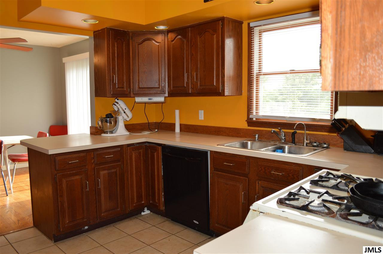 814 South Eifert Road Mason, MI 48854 - Photo 12 of 22 Photo 12