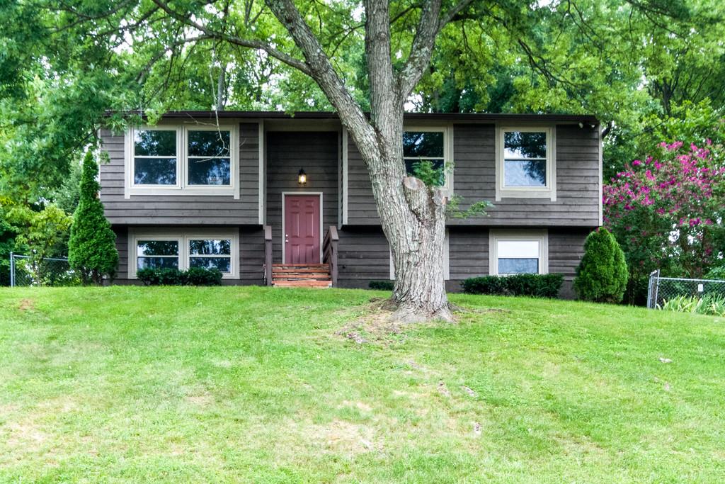 3312 Cedar Ridge Road Nashville, TN 37214 - Photo 1 of 30 Gallery Image 1