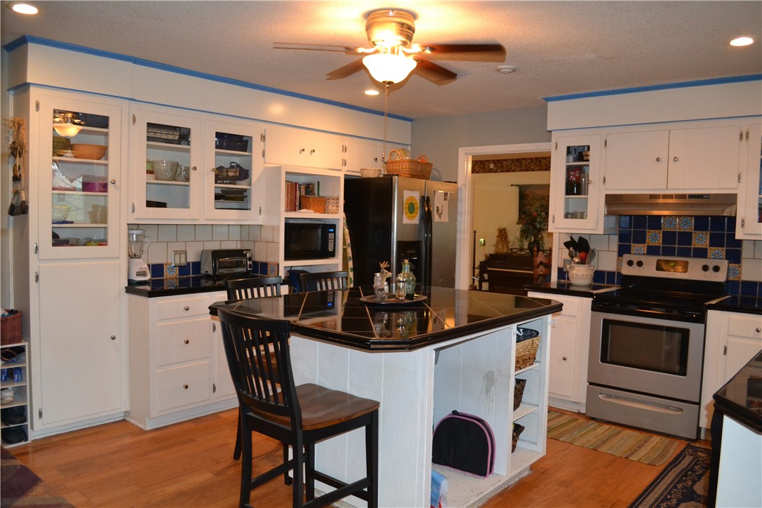 201 Garvin Road Seneca, SC 29678 - Photo 6 of 47 Gallery Image 6
