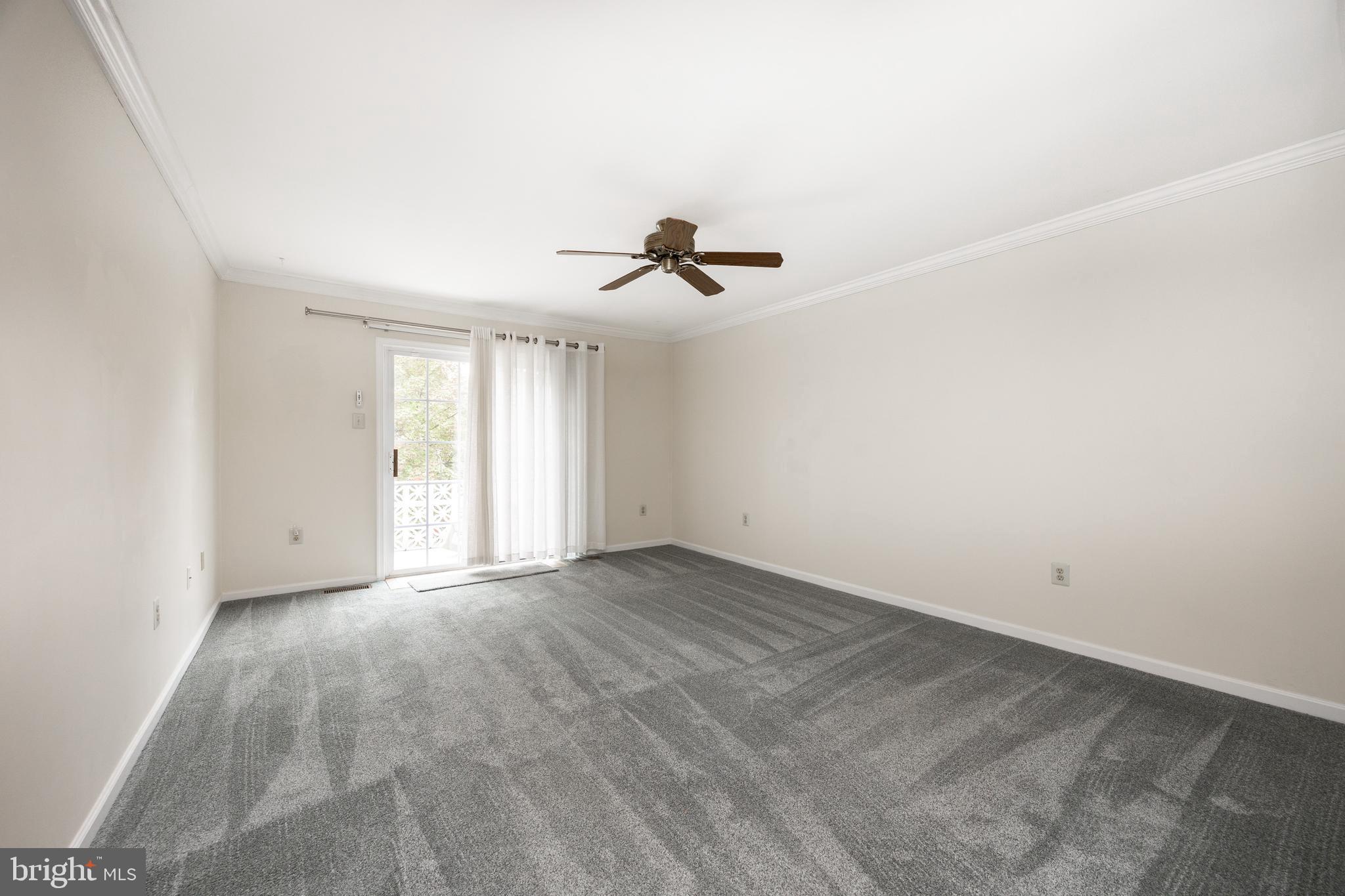 1433 Country Club Drive Springfield, PA 19064 - Photo 13 of 32 Primary Bedroom with SG DOOR to Ballcony, CF