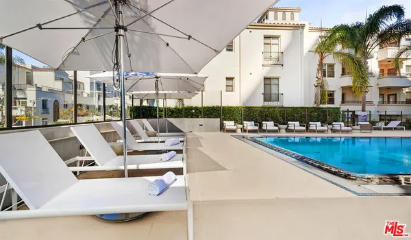 $6,995 | 1040 Glendon Avenue, Unit 4184, Los Angeles, CA 90024
