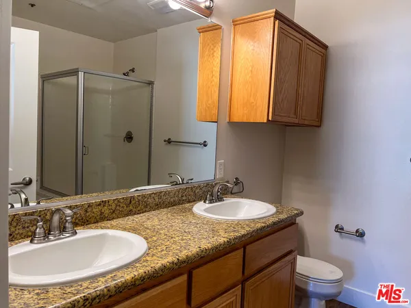 $6,995 | 1040 Glendon Avenue, Unit 4184, Los Angeles, CA 90024