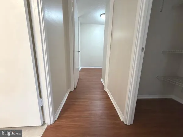 $2,900 | 307 Yoakum Parkway, Unit 310, Alexandria, VA 22304