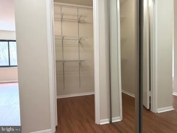 $2,900 | 307 Yoakum Parkway, Unit 310, Alexandria, VA 22304