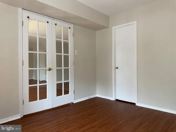 $2,900 | 307 Yoakum Parkway, Unit 310, Alexandria, VA 22304