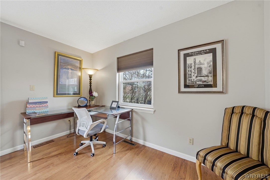 307 King Peterson Road Buffalo, NY 14204 - Photo 24 of 50