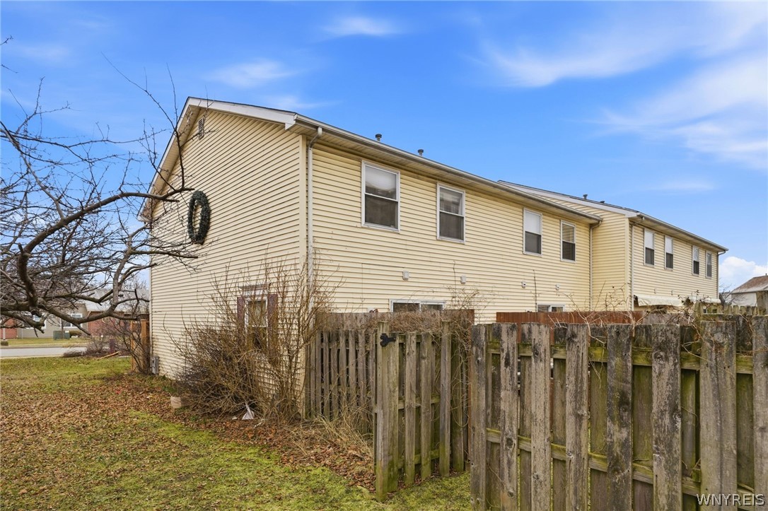 307 King Peterson Road Buffalo, NY 14204 - Photo 46 of 50