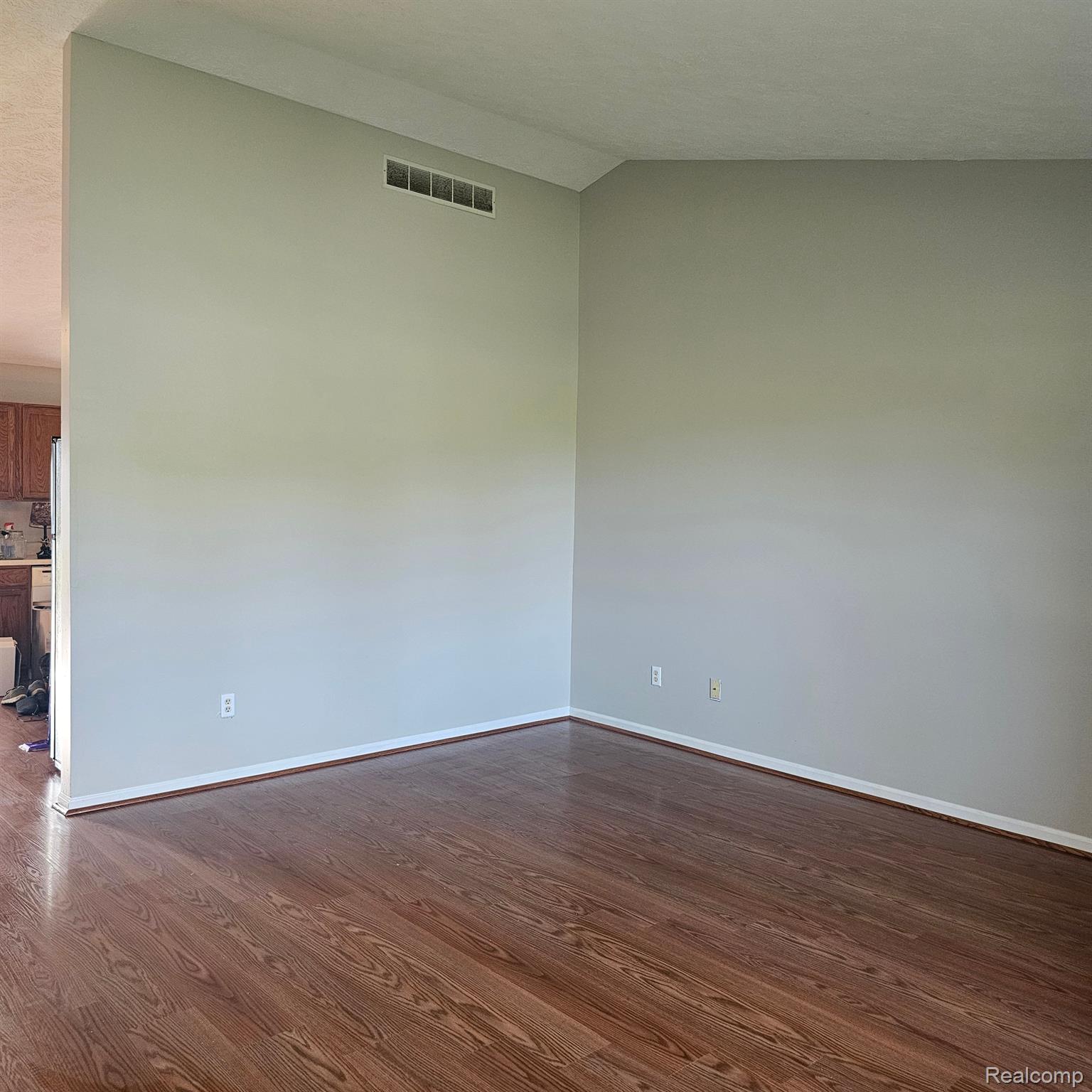 3861 Wheeler Road Fowlerville, MI 48836 - Photo 5 of 32 Gallery Image 5
