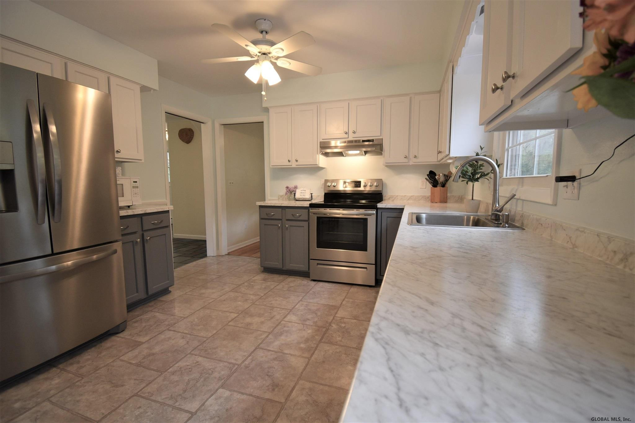 14 Maple Ridge Ballston Lake, NY 12019 - Photo 18 of 56 Photo 18