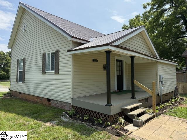 213 Magnolia Street Clinton, SC 29325 - Photo 4 of 21