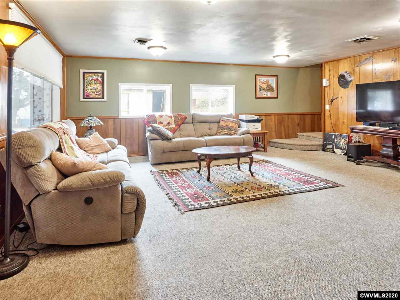 14915 Quall Road Northeast Silverton, OR 97381 - Photo 29 of 42