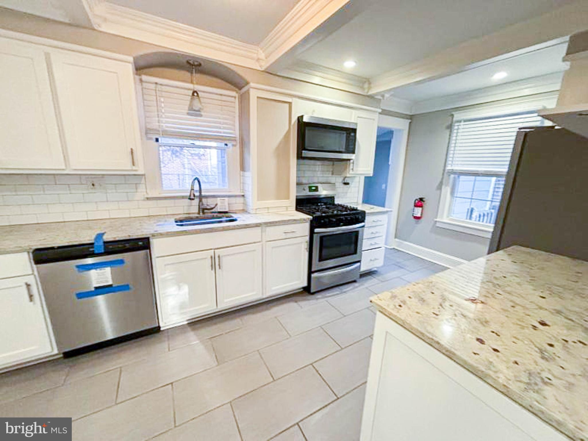 26 Hillside Road Mount Holly, NJ 08060 - Photo 9 of 34 Gallery Image 9
