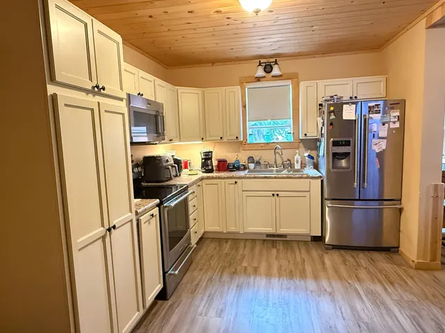$214,900 | 303 4th Street South, Hoffman, MN 56339