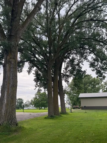 $214,900 | 303 4th Street South, Hoffman, MN 56339