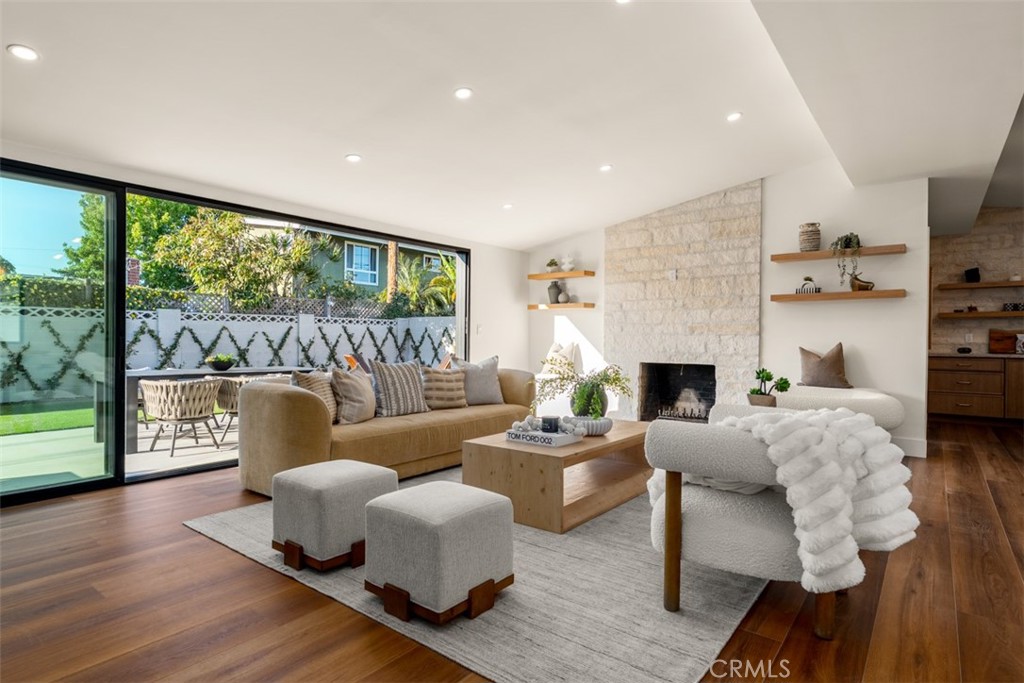 236 Wake Forest Road Costa Mesa, CA 92626 - Photo 8 of 73