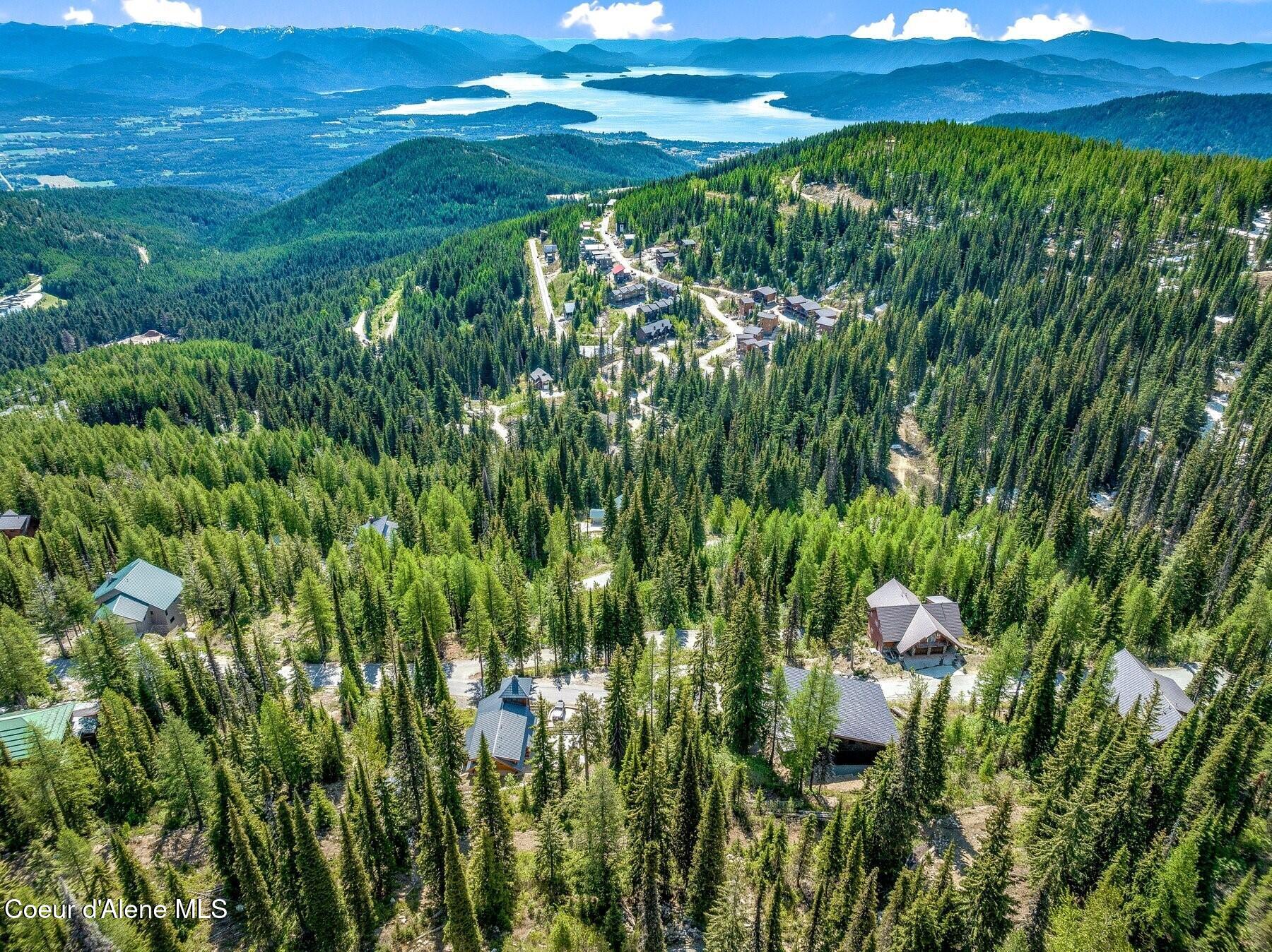 B1 Tall Timber Road Sandpoint, ID 83864 - Photo 19 of 54 Live Above it All